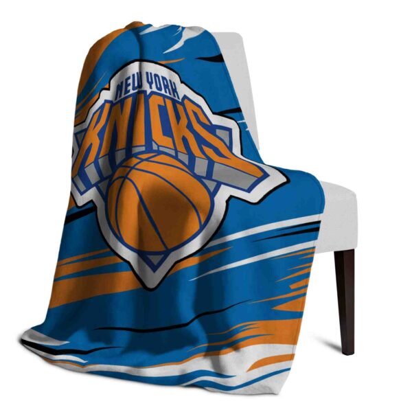 new york knicks paint streaks blue white blanket top rated
