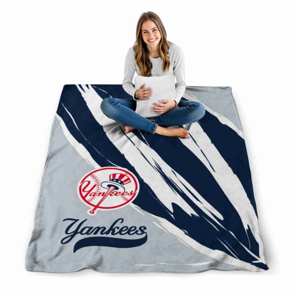 new york yankees brushstrokes navy white blanket high quality