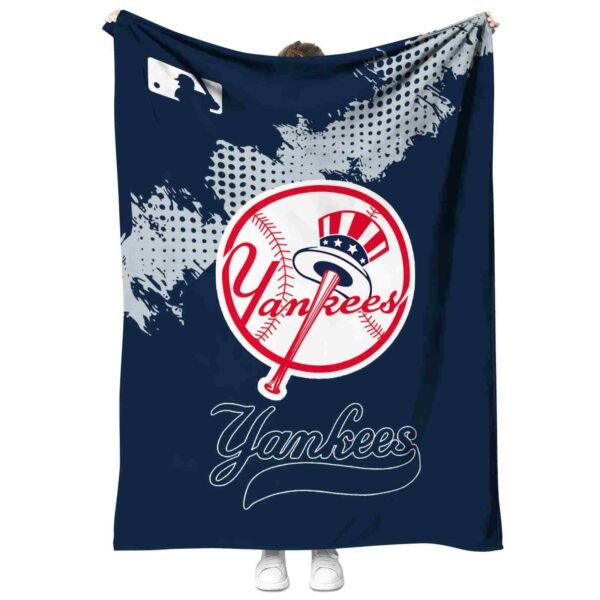 new york yankees grunge texture navy blanket best selling