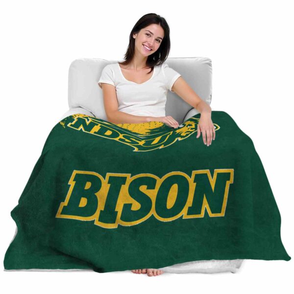 north dakota state bison grunge texture green blanket latest model