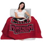 northern illinois huskies grunge texture red blanket best selling
