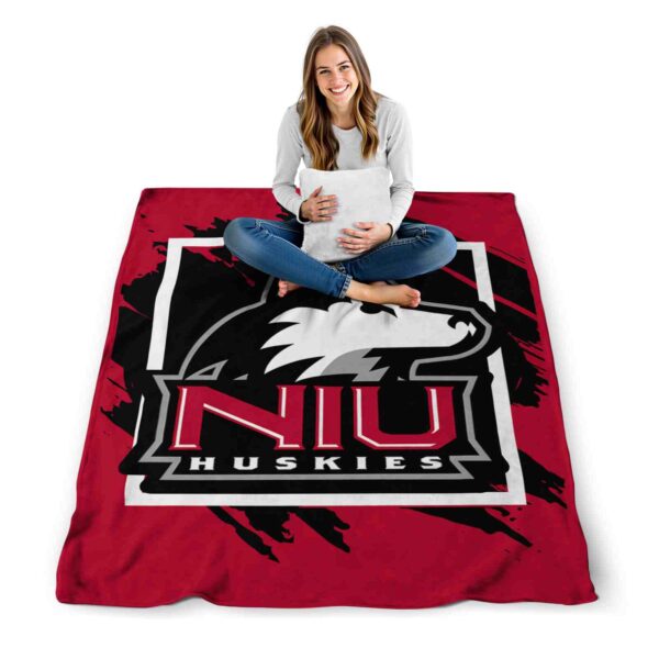 northern illinois huskies splatter effect red blanket high quality