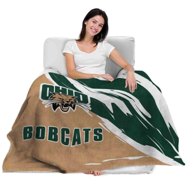 ohio bobcats brushstrokes green white blanket latest model