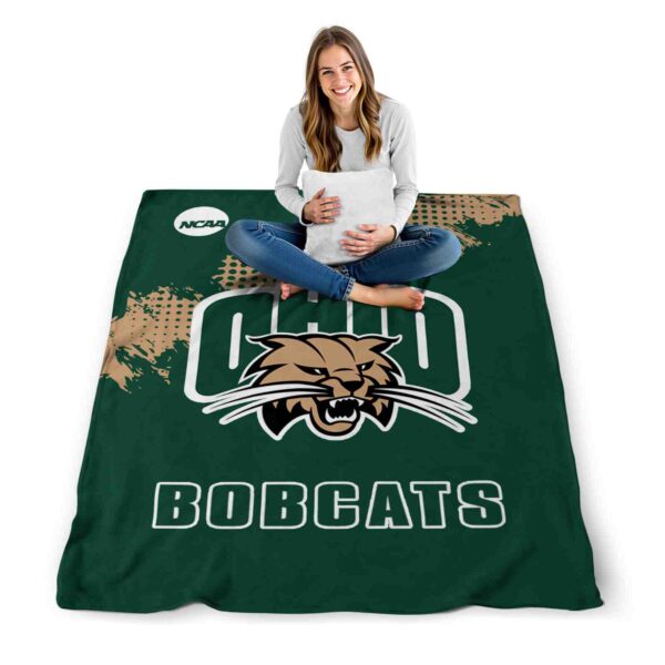 ohio bobcats grunge texture green blanket high quality