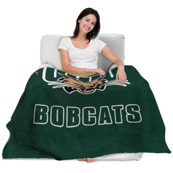 ohio bobcats grunge texture green blanket latest model