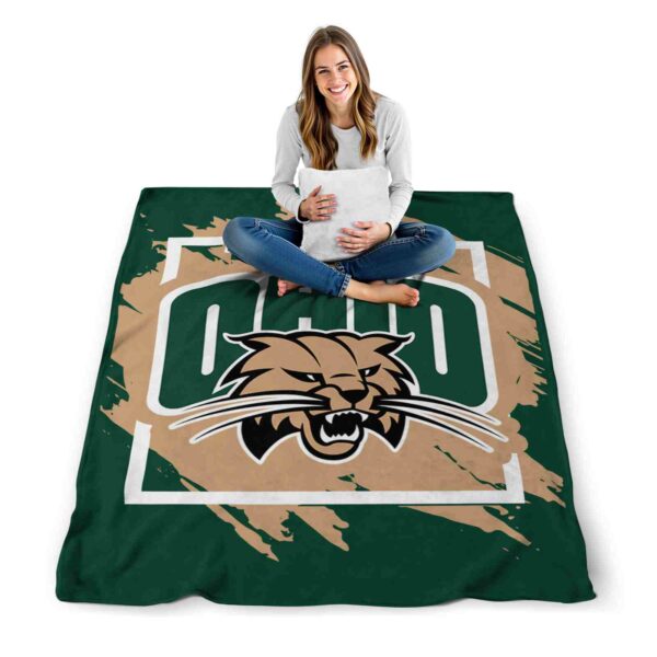 ohio bobcats splatter effect green blanket high quality