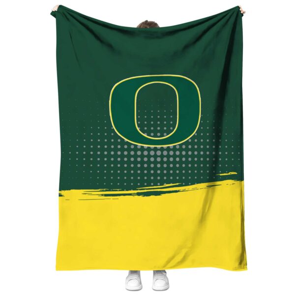 oregon ducks gradient dots green blanket best selling