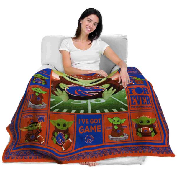 personalized boise state broncos baby yoda orange blanket latest model
