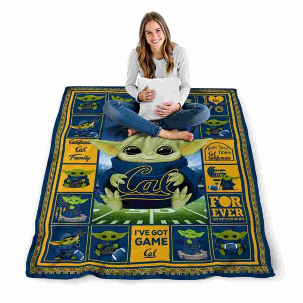 personalized california golden bears baby yoda blue blanket high quality