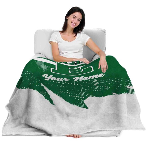 personalized eastern michigan eagles grunge streaks green blanket latest model