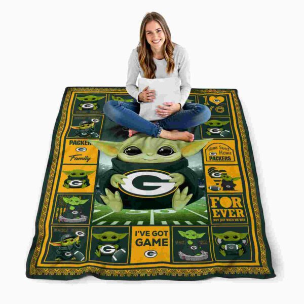 personalized green bay packers baby yoda green blanket high quality