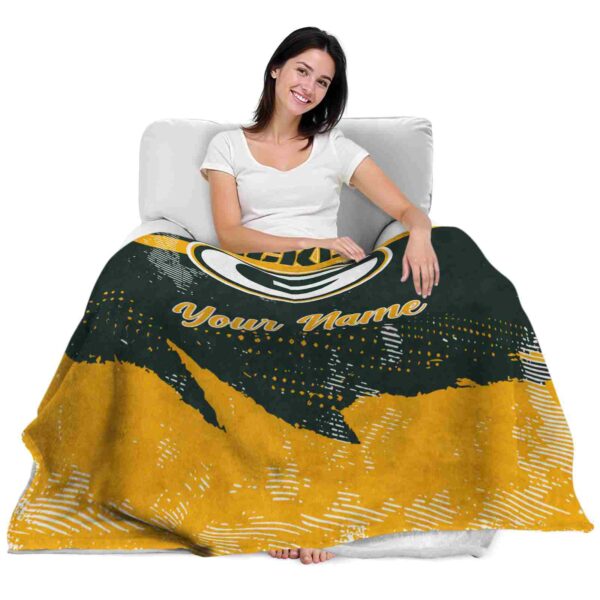 personalized green bay packers grunge streaks green blanket latest model