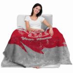 personalized houston cougars grunge streaks red blanket best selling