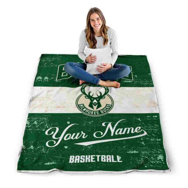 personalized milwaukee bucks grunge texture green white blanket high quality
