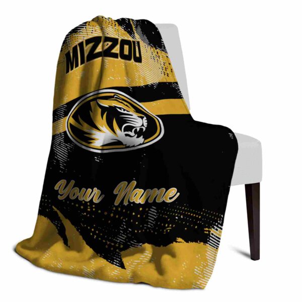 personalized missouri tigers grunge streaks black blanket top rated