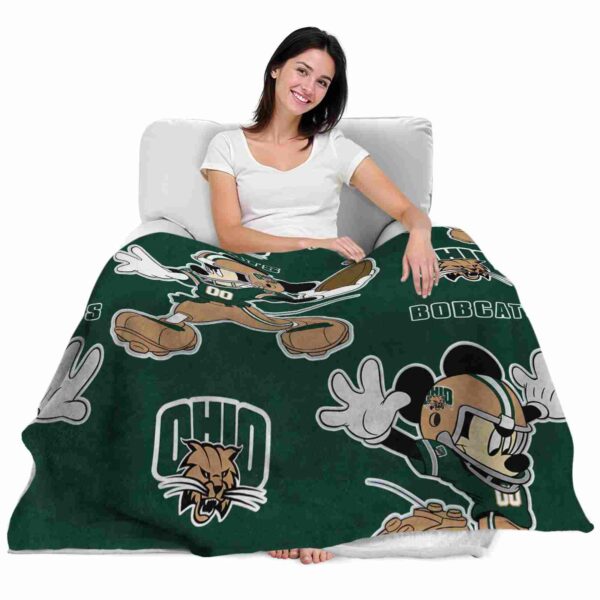personalized ohio bobcats mickey green blanket latest model