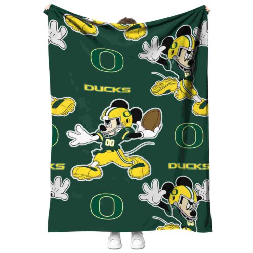 personalized oregon ducks mickey green blanket best selling
