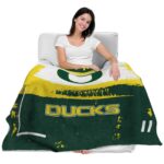 personalized oregon ducks paint strokes green white blanket best selling