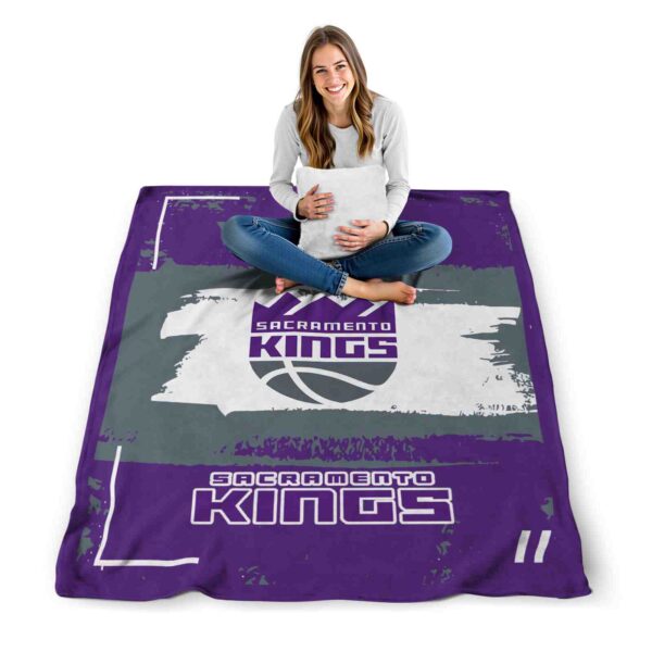 personalized sacramento kings paint strokes purple white blanket high quality