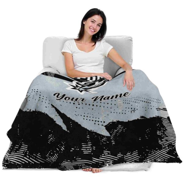 personalized san antonio spurs grunge streaks silver blanket latest model