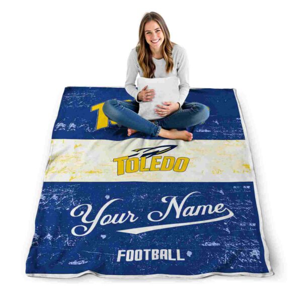 personalized toledo rockets grunge texture blue white blanket high quality
