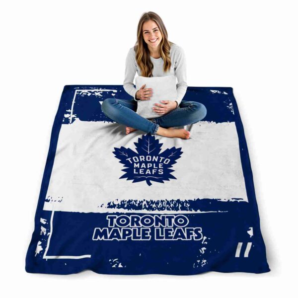 personalized toronto maple leafs paint strokes blue white blanket high quality