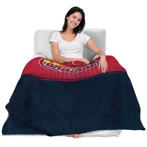 st louis cardinals gradient dots red blanket latest model