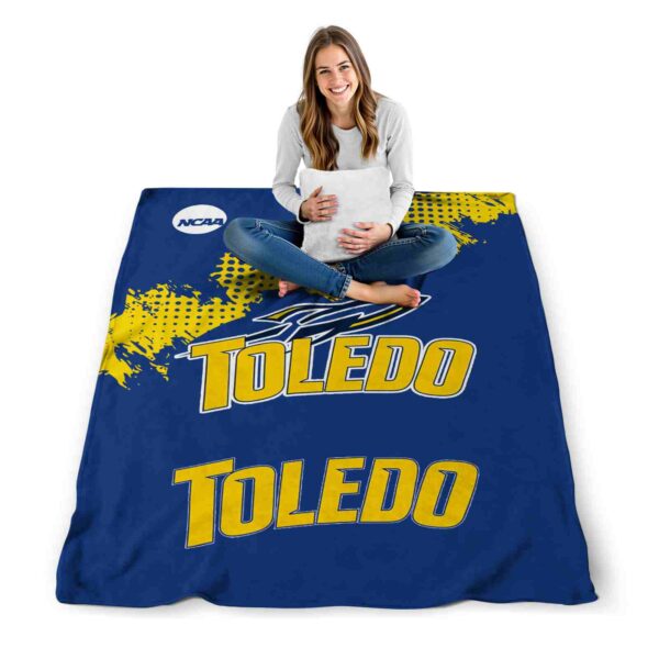 toledo rockets grunge texture blue blanket high quality