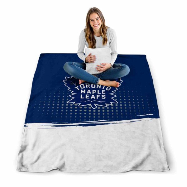 toronto maple leafs gradient dots blue blanket high quality