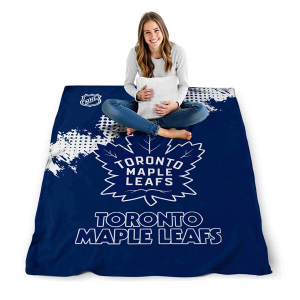 toronto maple leafs grunge texture blue blanket high quality
