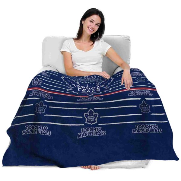 toronto maple leafs striped pattern blue blanket latest model
