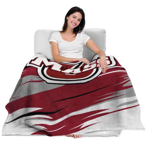 umass minutemen paint streaks red white blanket latest model