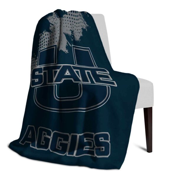 utah state aggies grunge texture navy blanket top rated