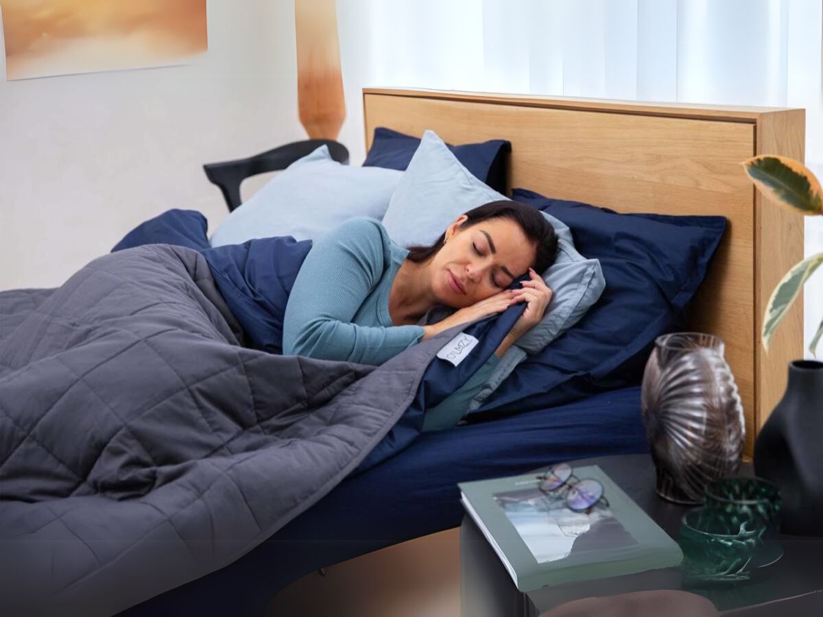 Discover the surprising health benefits of sleeping with blankets