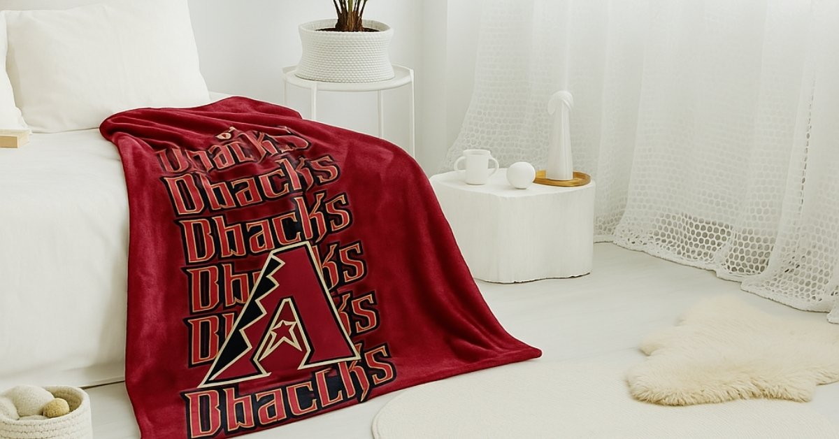Show your team spirit and stay warm with our Arizona Diamondbacks Arctic Fleece Blanket. Remember to wash regularly for ultimate freshness!