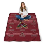 arizona coyotes handdrawn stripes red quilt blanket best selling