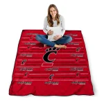 cincinnati bearcats handdrawn stripes red quilt blanket best selling