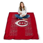 cincinnati reds bold red quilt blanket best selling
