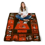 cleveland browns snoopy love brown quilt blanket best selling