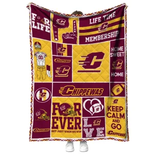 custom central michigan chippewas helmet passion maroon quilt blanket fashion forward