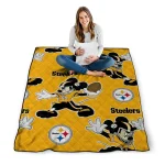 custom pittsburgh steelers mickey football gold quilt blanket best selling