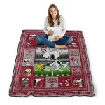 custom umass minutemen snoopy coach red quilt blanket best selling