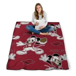 customized arkansas razorbacks mickey football red quilt blanket best selling
