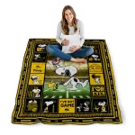 customized iowa hawkeyes snoopy coach black quilt blanket best selling