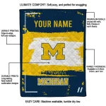 customized michigan wolverines grunge patch blue white quilt blanket best selling
