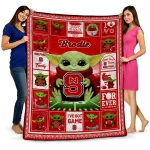 Customized NC State Wolfpack Yody Baby Pattern Red Quilt Blanket 1 customized nc state wolfpack yody baby pattern red quilt blanket best selling