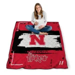 customized nebraska cornhuskers grunge patch red white quilt blanket best selling