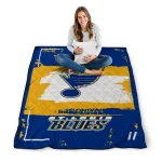 customized st louis blues grunge patch blue white quilt blanket best selling