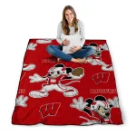 customized wisconsin badgers mickey football red quilt blanket best selling