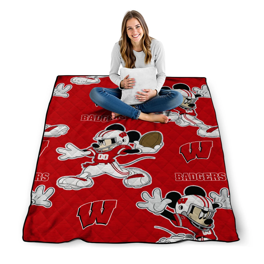 customized wisconsin badgers mickey football red quilt blanket high quality customized wisconsin badgers mickey football red quilt blanket high quality
